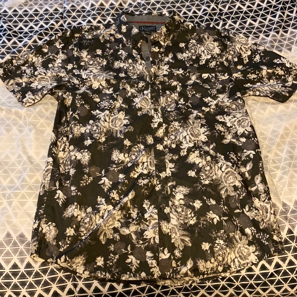 Men’s large retrofit brand button down